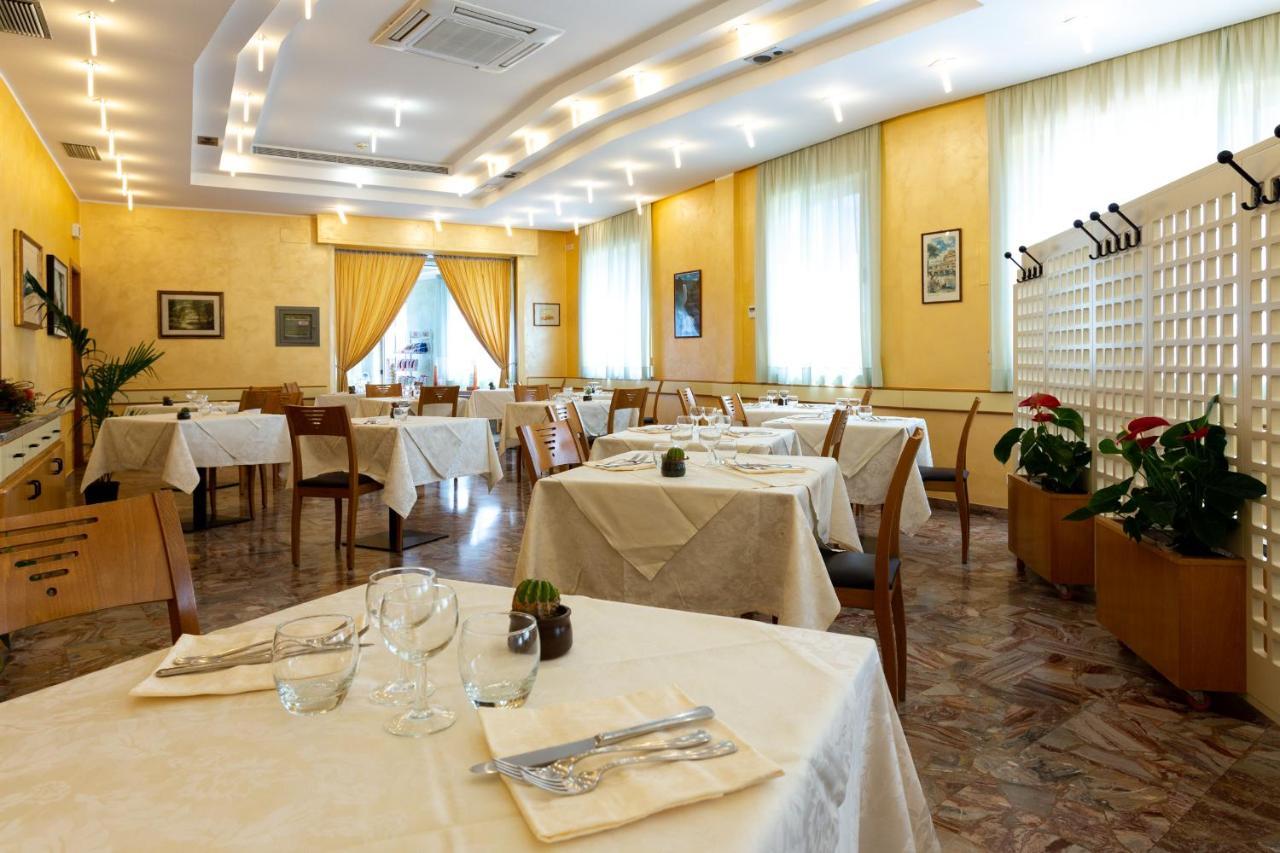 Hotel Belvedere Porto Sant'Elpidio Exterior photo