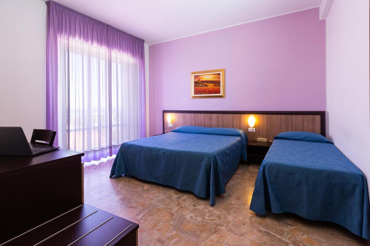 Hotel Belvedere Porto Sant'Elpidio Exterior photo